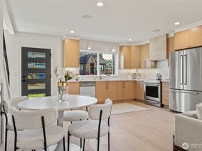 6315 9th Avenue NW, Seattle WA 98107