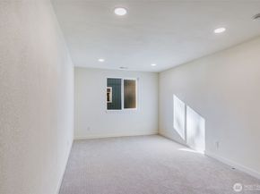 34020 39th Avenue S, Auburn WA 98001