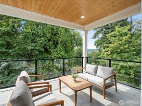 15419 NE 106th Street, Redmond WA 98052