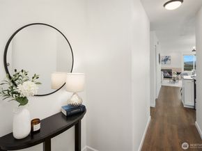 150 Valley Street 302, Seattle WA 98109