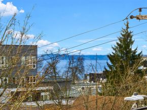 150 Valley Street 302, Seattle WA 98109