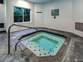 2414 1st Avenue 707, Seattle WA 98121