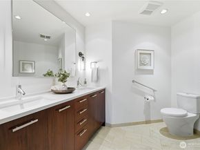 10700 NE 4th Street 1110, Bellevue WA 98004