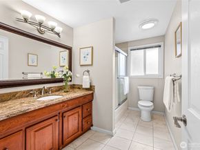 12412 NE 4th Place, Bellevue WA 98005