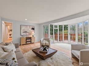 12412 NE 4th Place, Bellevue WA 98005