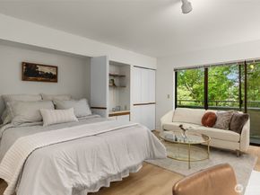 211 Summit Avenue E S218, Seattle WA 98102