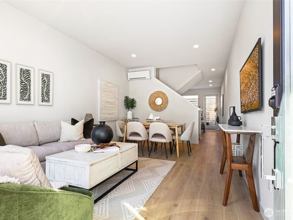 9748 A Holman Road NW, Seattle WA 98117