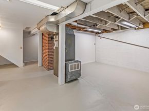 8060 Dibble Avenue NW, Seattle WA 98117