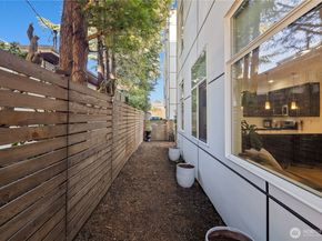 9242 A 17th Avenue SW, Seattle WA 98106