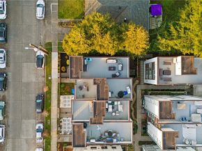 9242 A 17th Avenue SW, Seattle WA 98106