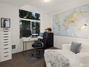 9242 A 17th Avenue SW, Seattle WA 98106