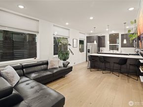 9242 A 17th Avenue SW, Seattle WA 98106