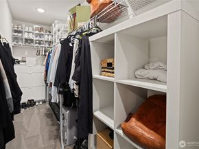 9242 A 17th Avenue SW, Seattle WA 98106