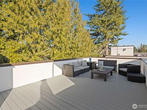 9242 A 17th Avenue SW, Seattle WA 98106