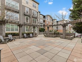 16275 NE 85th Street 311, Redmond WA 98052
