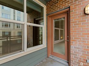 16275 NE 85th Street 311, Redmond WA 98052