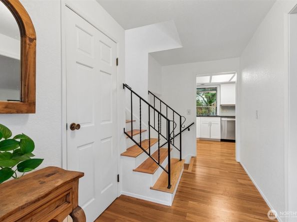 12828 NE 136th Street, Kirkland WA 98034