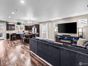 2706 SW Chowchilla Way, Port Orchard WA 98367