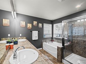 2706 SW Chowchilla Way, Port Orchard WA 98367