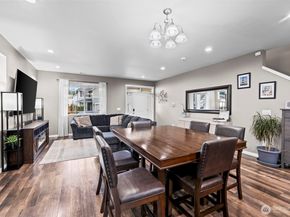 2706 SW Chowchilla Way, Port Orchard WA 98367