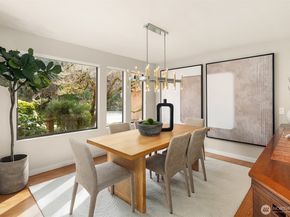 1621 10th Street W, Kirkland WA 98033