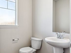 27118 30th Place S 25, Kent WA 98032