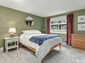 15929 3rd Place SW D, Burien WA 98166