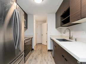 15929 3rd Place SW D, Burien WA 98166