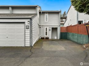 15929 3rd Place SW D, Burien WA 98166