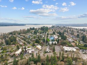 5225 50th Avenue NE 206, Seattle WA 98105