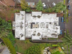 5225 50th Avenue NE 206, Seattle WA 98105