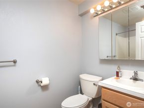 4258 N Whitman Ave, Seattle WA 98103