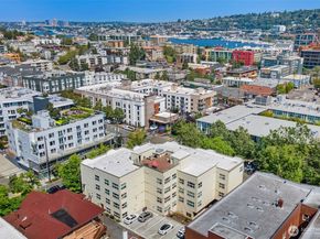 621 5th Avenue N 403, Seattle WA 98109