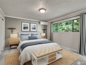 29820 6th Avenue S, Federal Way WA 98003