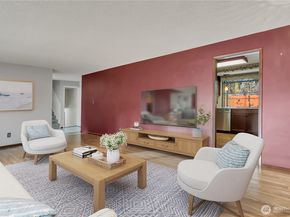 29820 6th Avenue S, Federal Way WA 98003