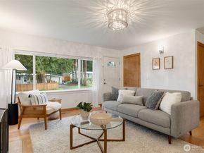 20068 21st Avenue NE, Shoreline WA 98155