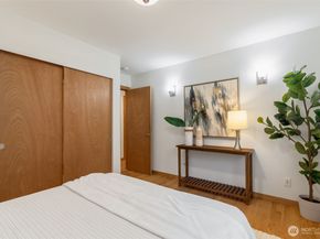 20068 21st Avenue NE, Shoreline WA 98155