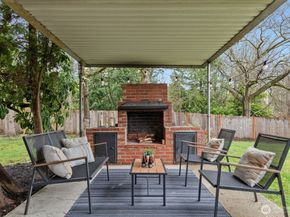 20068 21st Avenue NE, Shoreline WA 98155