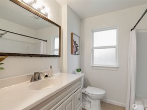 20068 21st Avenue NE, Shoreline WA 98155