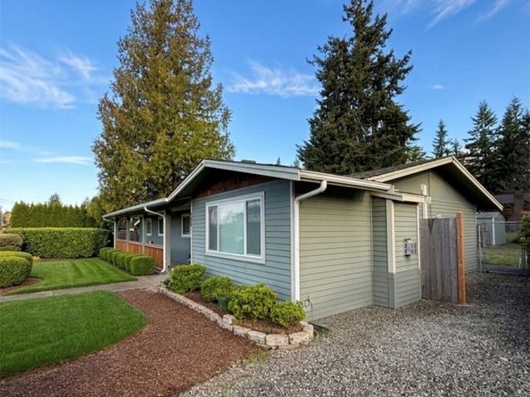 5006 NE 6th Street, Renton WA 98059