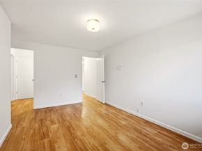 3505 W Government Way 206, Seattle WA 98199