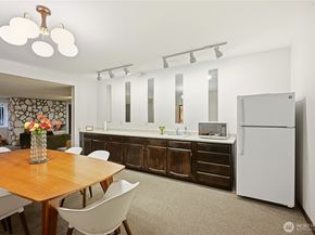3505 W Government Way 206, Seattle WA 98199