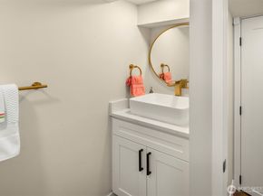 4815 15th Avenue S, Seattle WA 98108