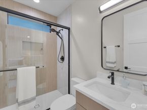 4025 NE 172nd Avenue, Redmond WA 98052