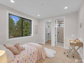 4025 NE 172nd Avenue, Redmond WA 98052