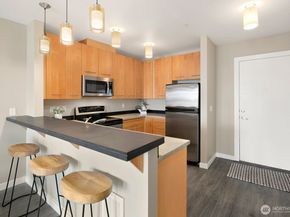 655 Crockett Street A204, Seattle WA 98109