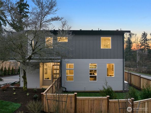 8403 NE 137th Street, Kirkland WA 98034