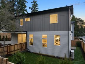 8403 NE 137th Street, Kirkland WA 98034