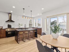 2680 139th Avenue SE 44, Bellevue WA 98005