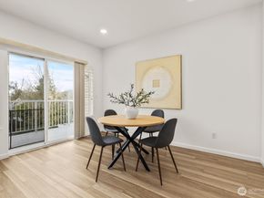 2680 139th Avenue SE 44, Bellevue WA 98005